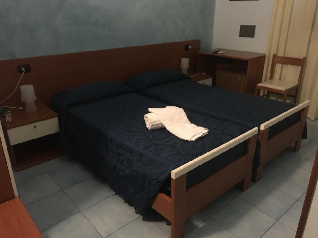 Megaron Hotel Pozzallo Eksteriør billede